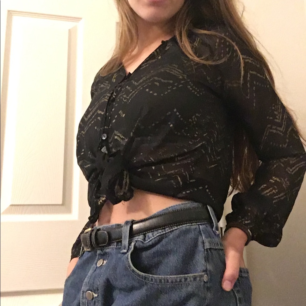 Extra small, black and gold Olive & Oak blouse